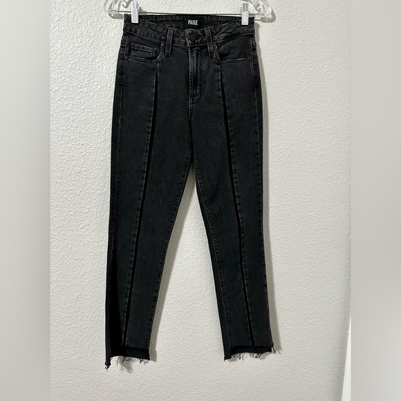 PAIGE Denim - Black PAIGE "Julia" Slim Uneven Frayed Hem Jeans. Sz 24. Grey/Black